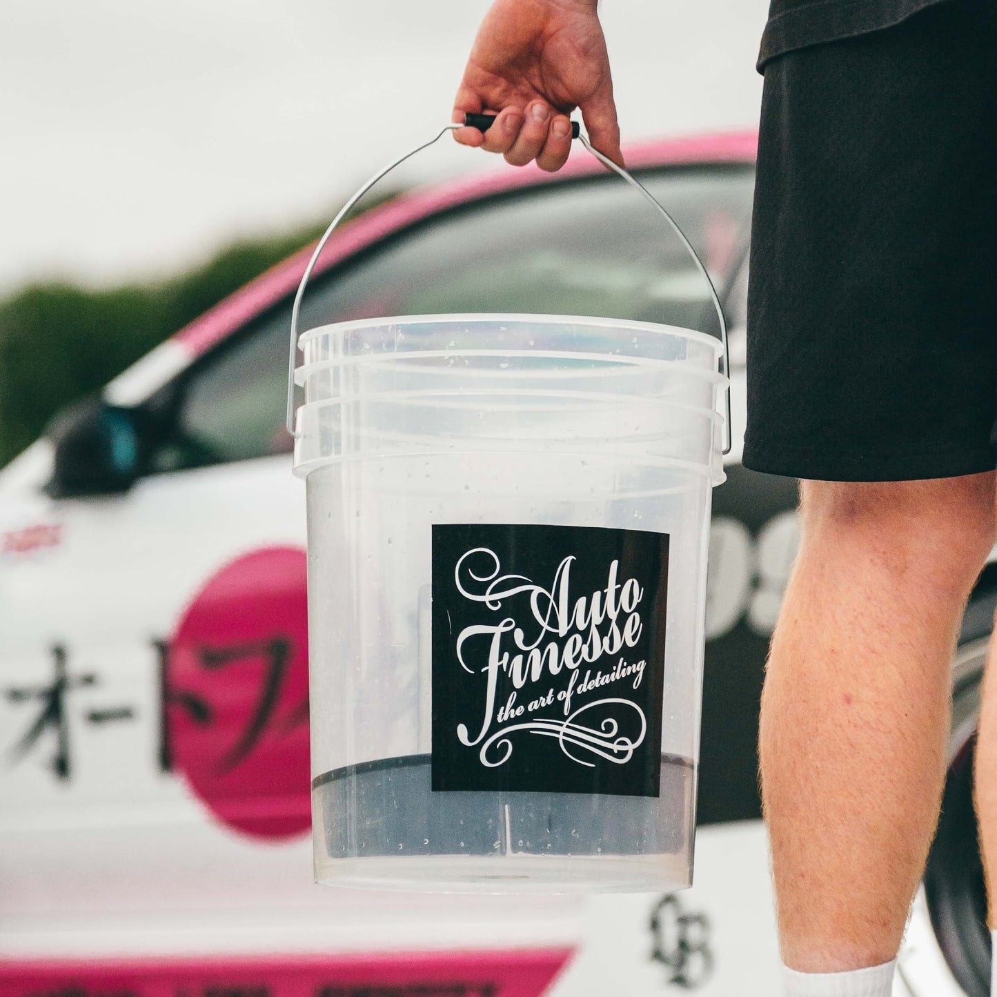 Detailing Bucket