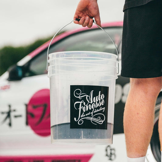 Detailing Bucket