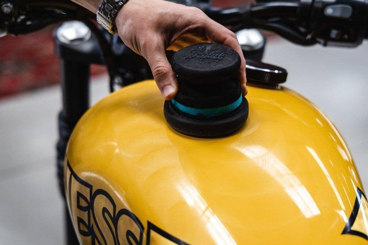 Essence Carnauba Wax