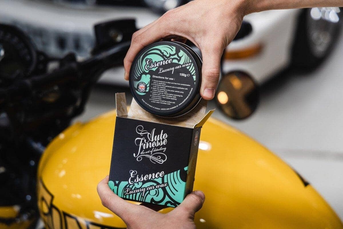 Essence Carnauba Wax