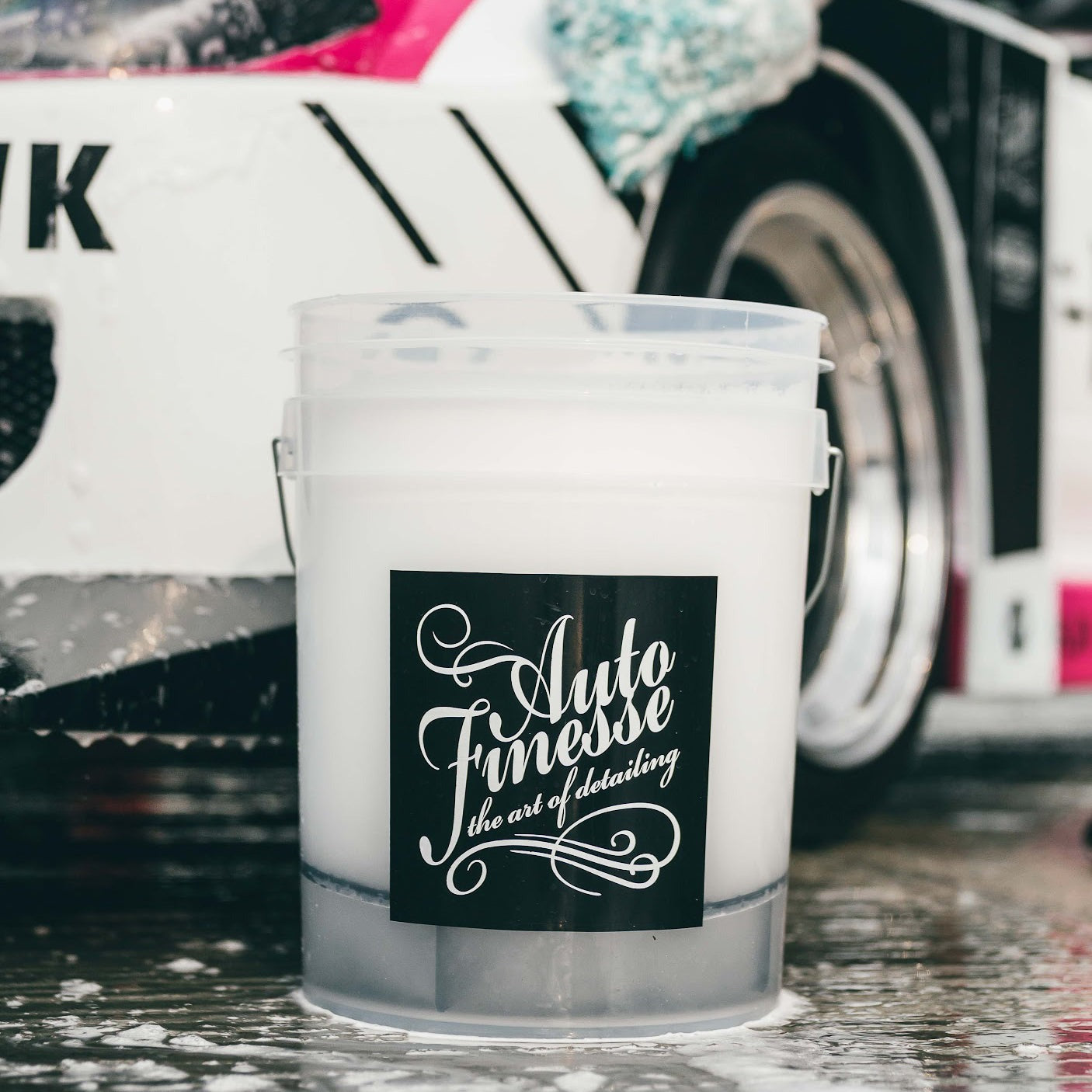 Detailing Bucket